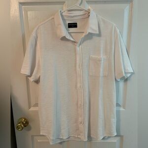 Goodlife Men's White Casual Short Sleeve Button-Down Shirt